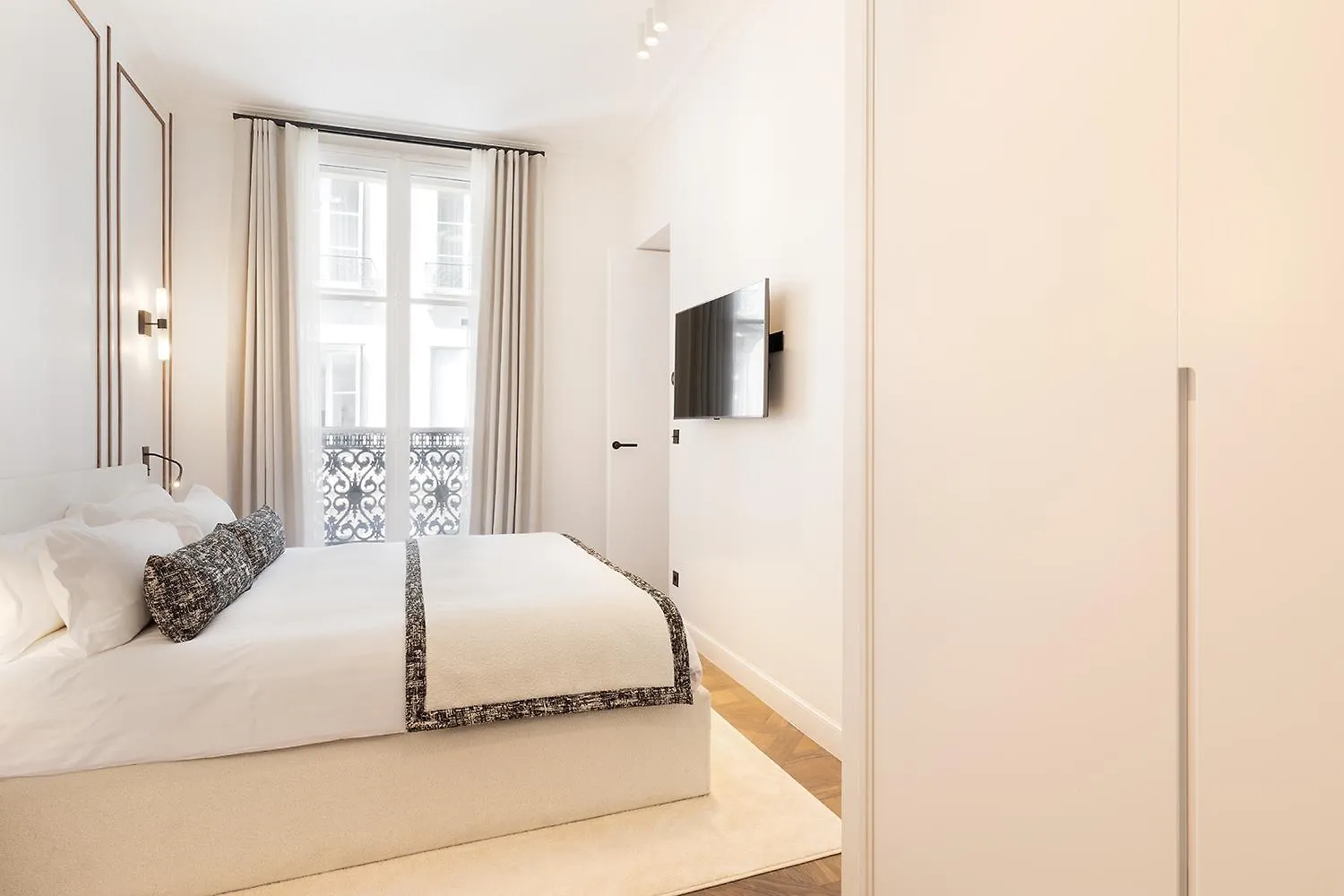 Oniri - Serviced Apartments In Louvre - Rue De Richelieu Paris